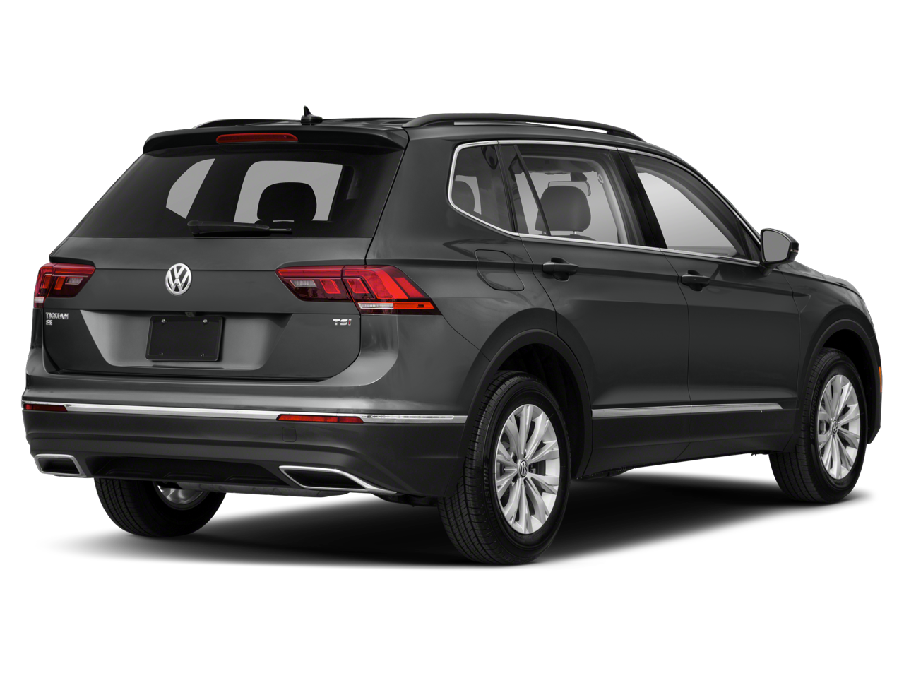 Used 2020 Volkswagen Tiguan SE with VIN 3VV2B7AXXLM064833 for sale in Riverhead, NY