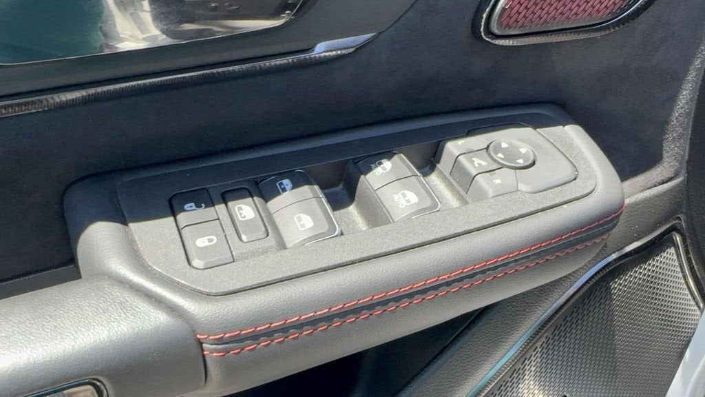 2025 RAM 1500 RHO