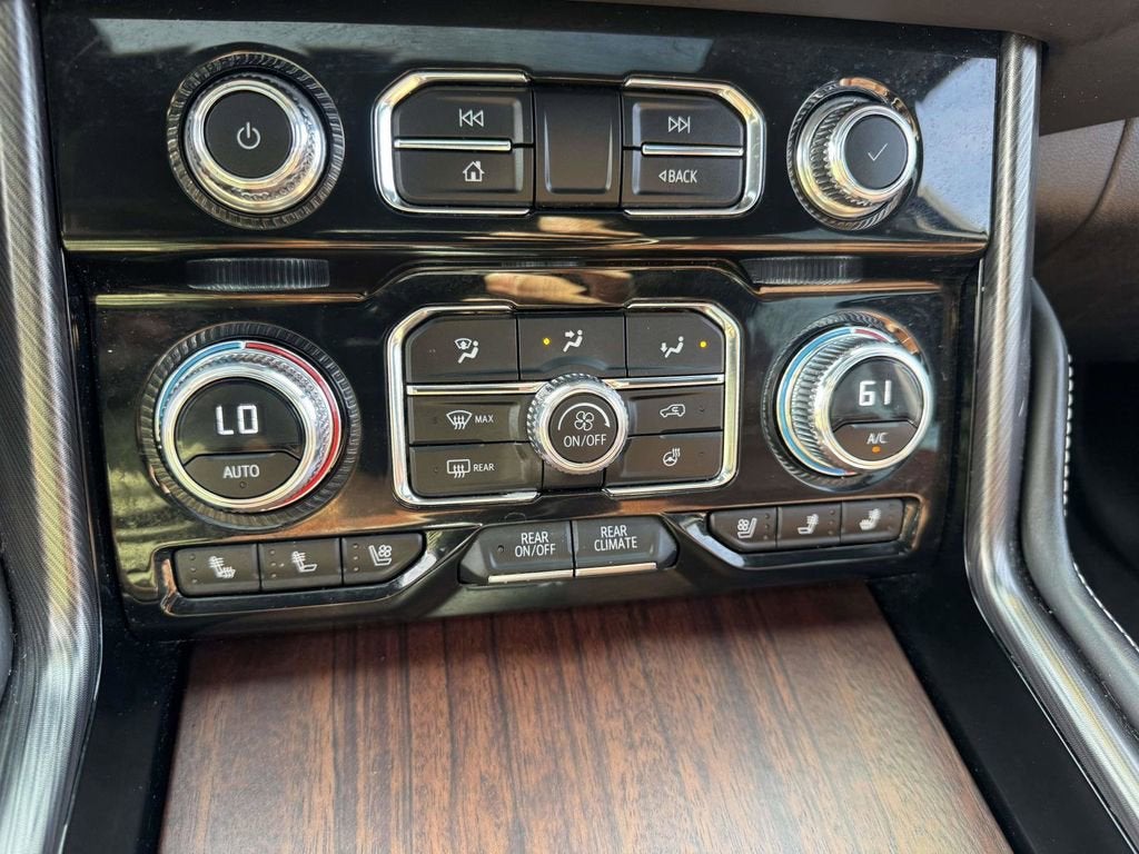 2023 GMC Yukon XL Denali Ultimate