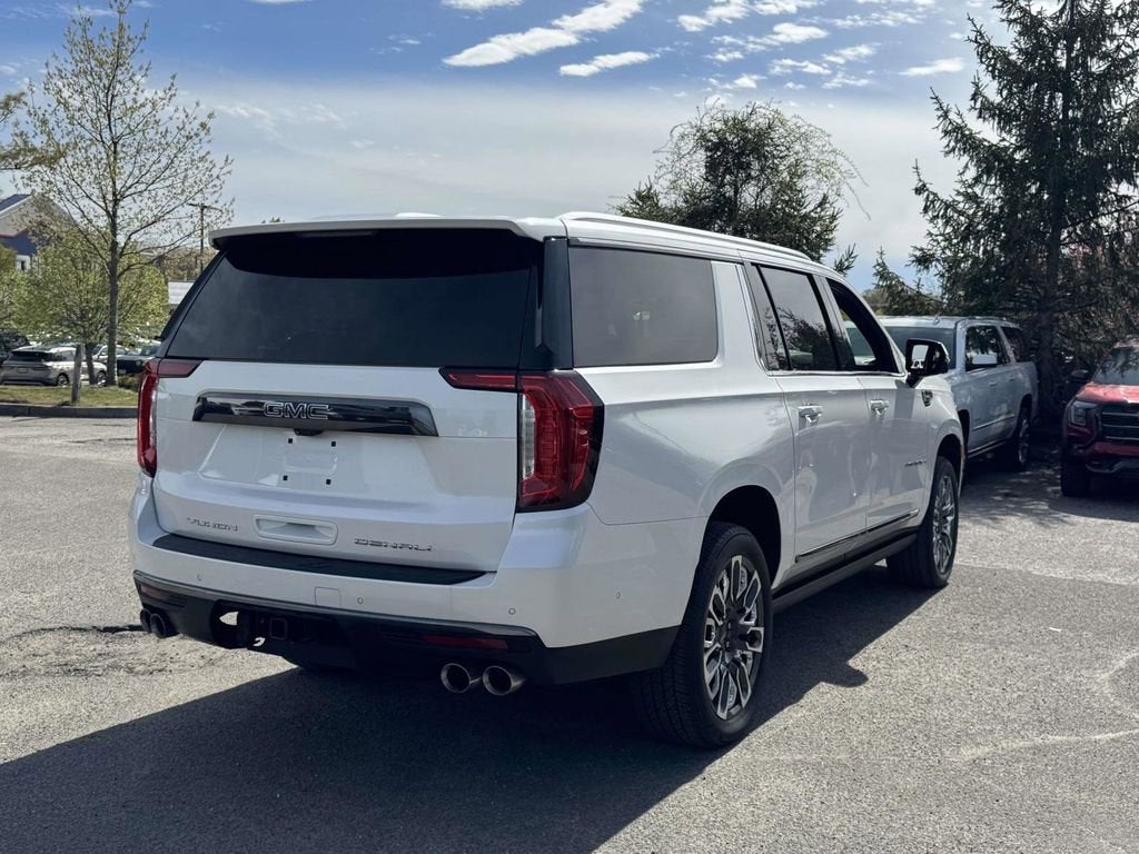 2023 GMC Yukon XL Denali Ultimate