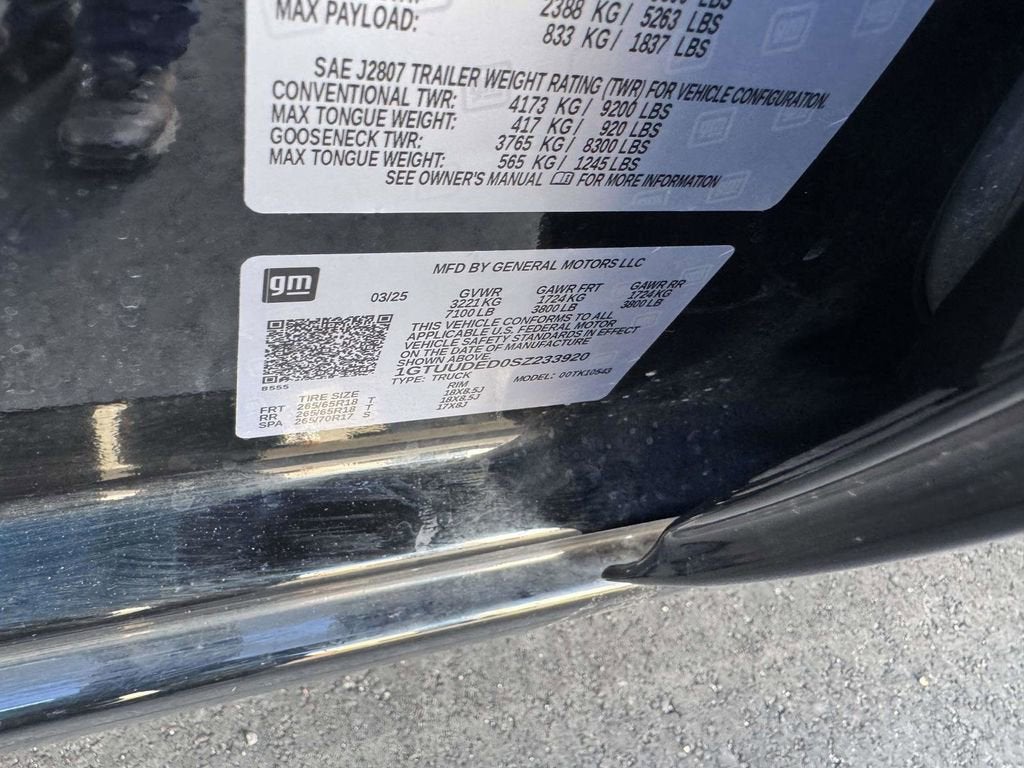 2025 GMC Sierra 1500 SLT