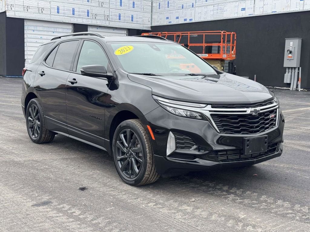 2023 Chevrolet Equinox RS