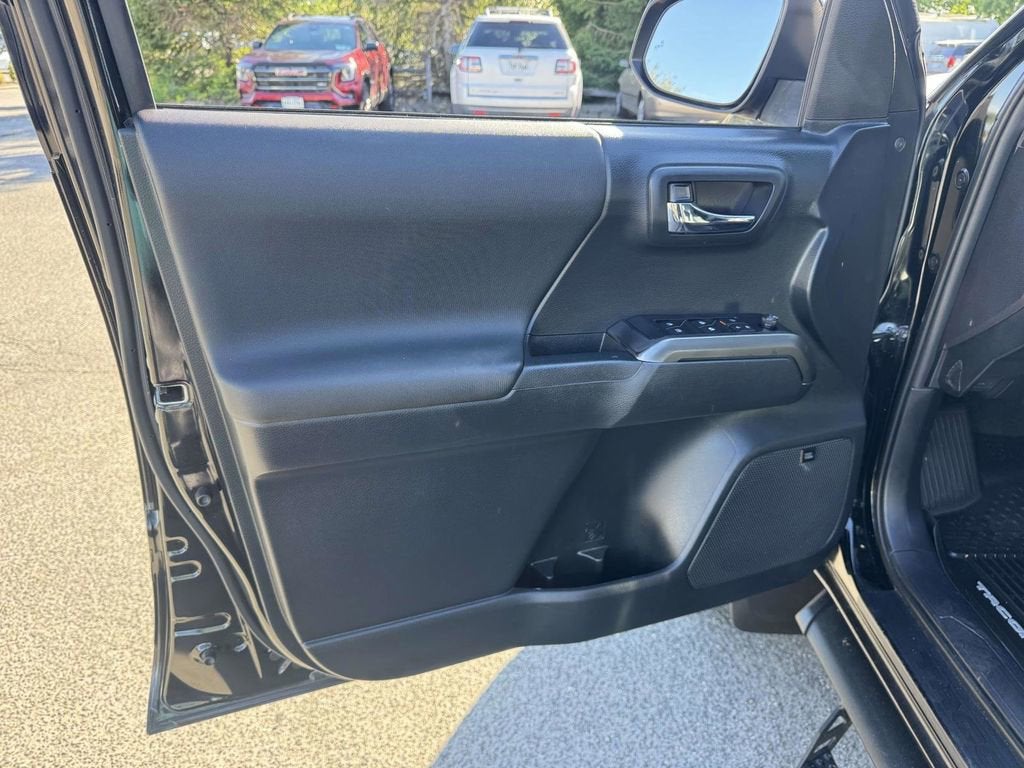 2019 Toyota Tacoma TRD Sport