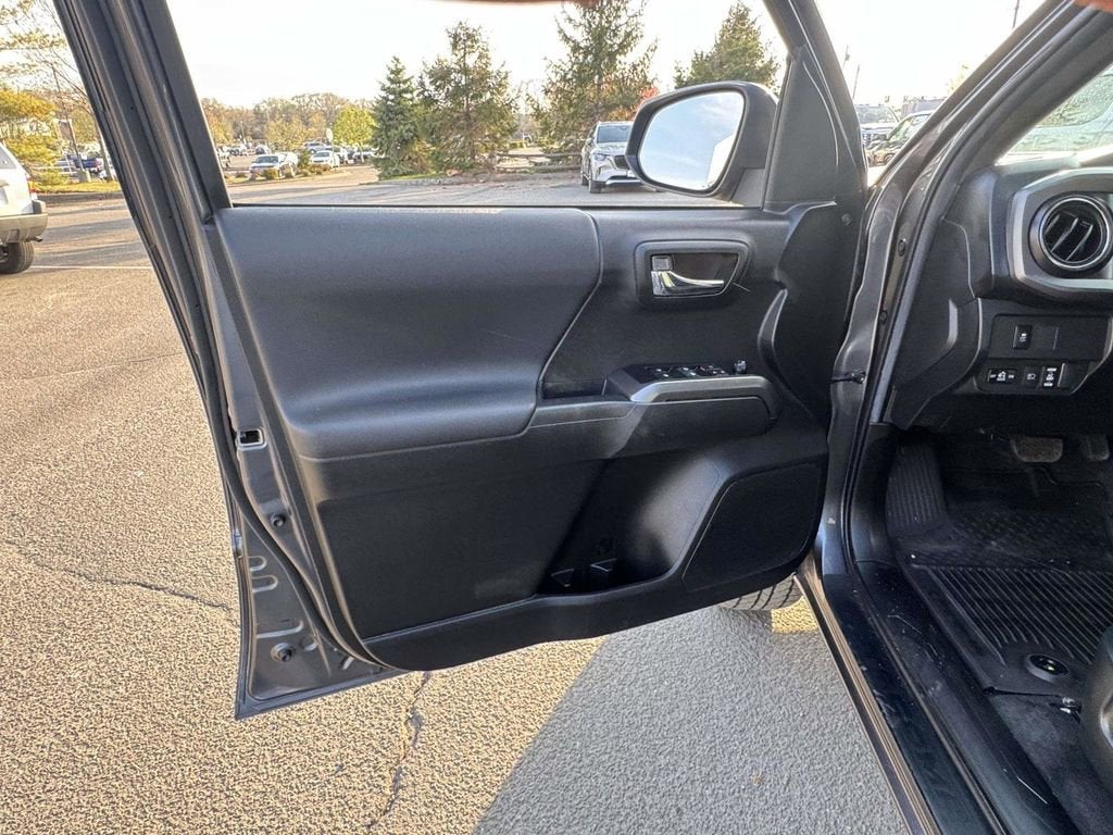 2023 Toyota Tacoma 4WD SR