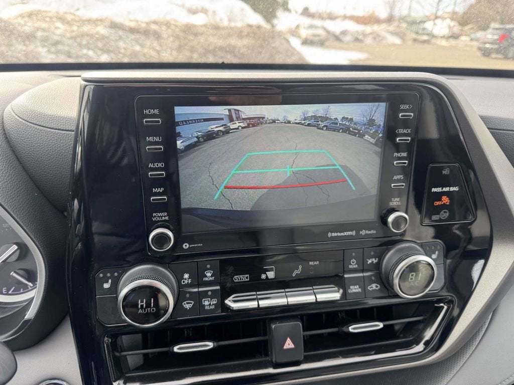 2022 Toyota Highlander XLE