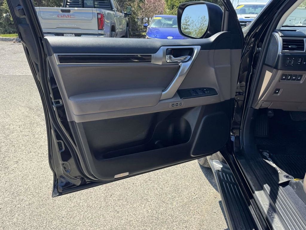 2023 Lexus GX GX 460 Premium