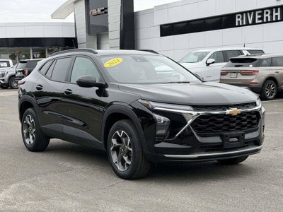 2024 Chevrolet Trax LT