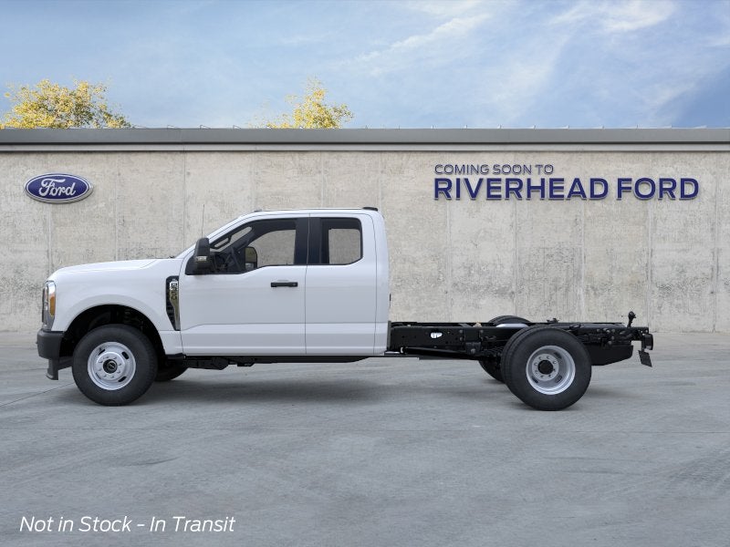 2026 Ford Chassis Cab F-350® XL