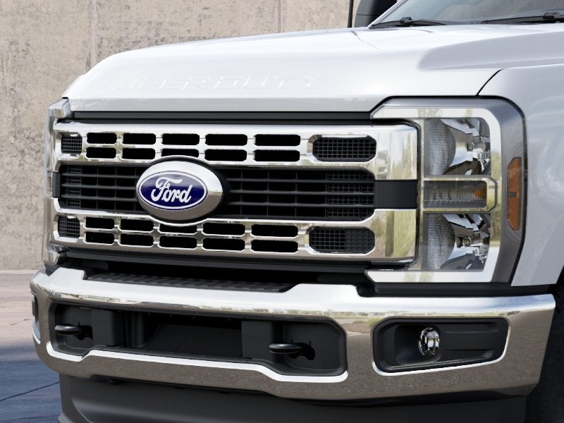 2027 Ford Super Duty F-350® XLT