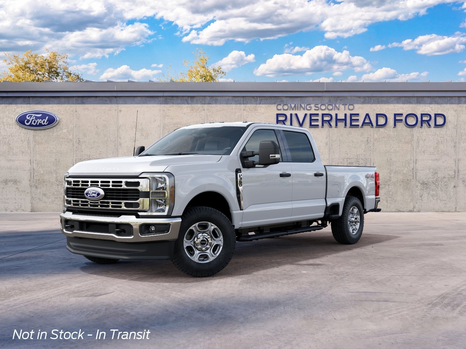 2027 Ford Super Duty F-350® XLT