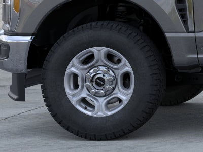 2026 Ford Super Duty F-350® XLT