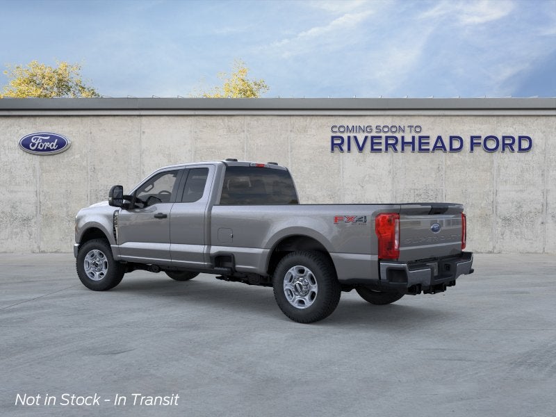 2026 Ford Super Duty F-350® XLT