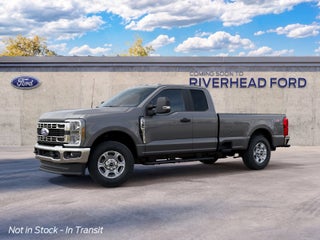2027 Ford Super Duty F-350® XLT