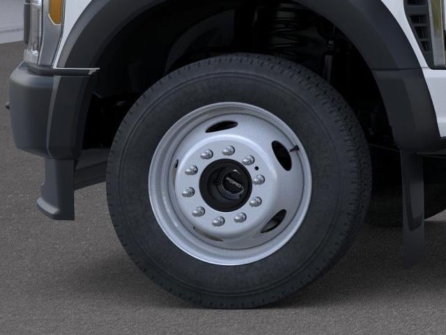 2025 Ford Chassis Cab F-450® XL