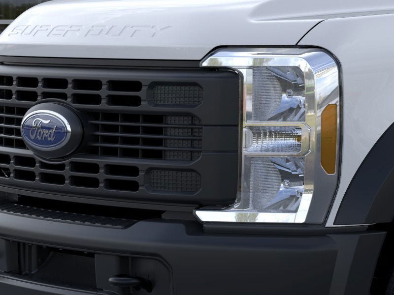 2025 Ford Chassis Cab F-550® XL
