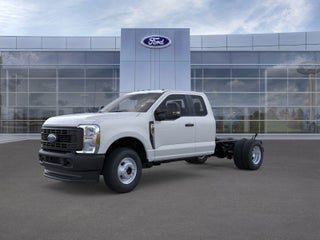 2025 Ford Chassis Cab F-350® XL
