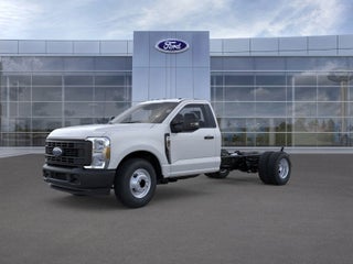 2026 Ford Chassis Cab F-350® XL
