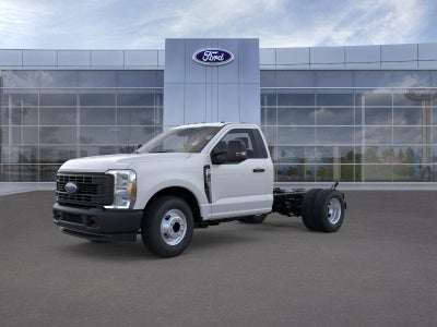 2025 Ford Chassis Cab F-350® XL