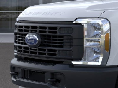 2025 Ford Chassis Cab F-350® XL