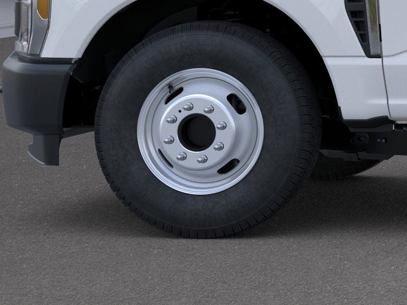 2025 Ford Chassis Cab F-350® XL