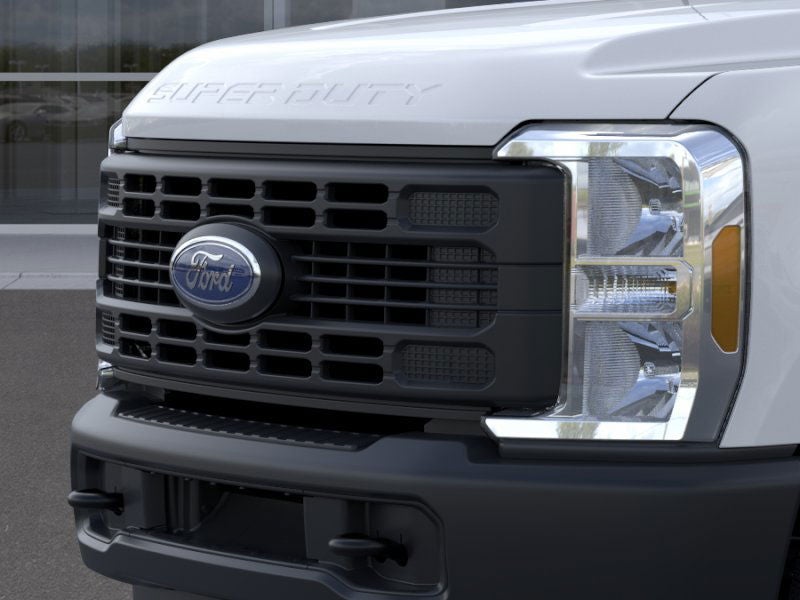 2025 Ford Chassis Cab F-350® XL