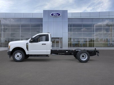 2025 Ford Chassis Cab F-350® XL