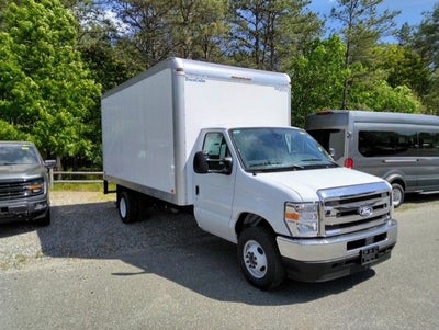 2027 Ford E-450SD Base 15' Duracube Pro Alumunium Box Truck