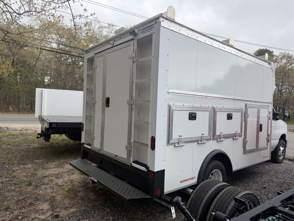 2027 Ford E-450SD 12' Rockport Workport