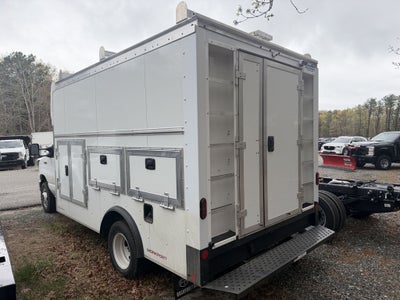 2027 Ford E-450SD 12' Rockport Workport