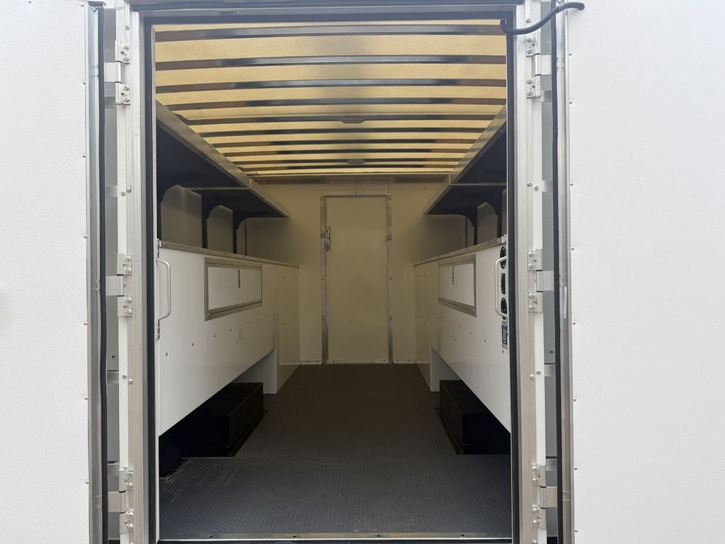 2027 Ford E-450SD 12' Rockport Workport