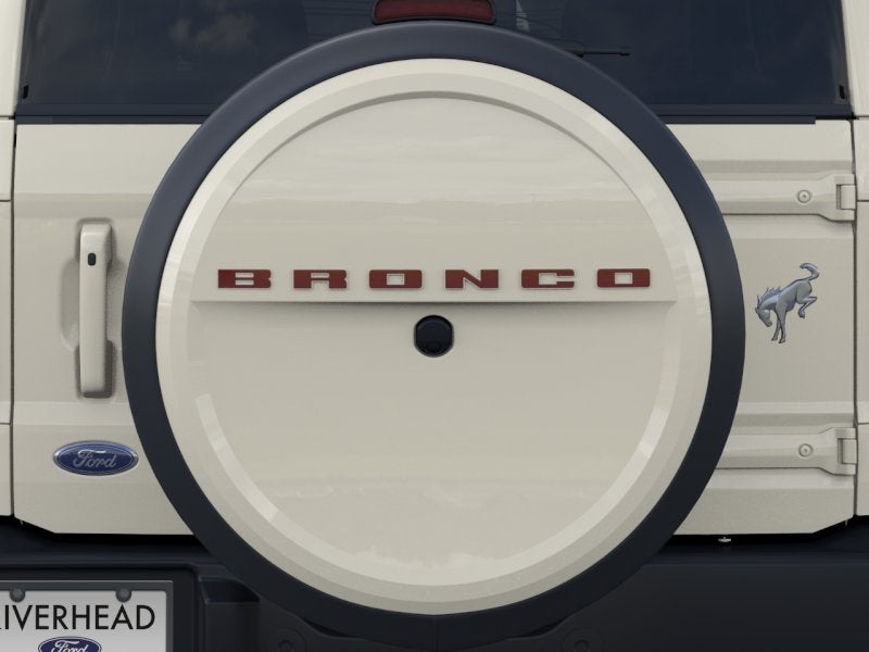 2026 Ford Bronco Outer Banks(R)