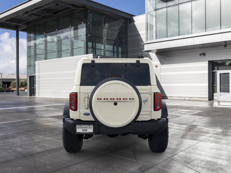 2026 Ford Bronco Outer Banks(R)