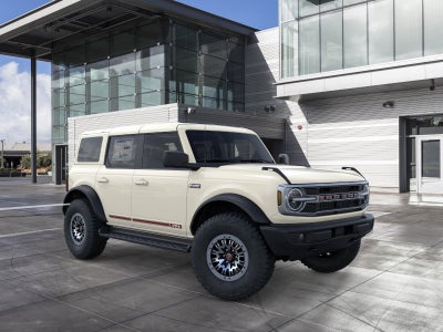 2026 Ford Bronco Outer Banks(R)