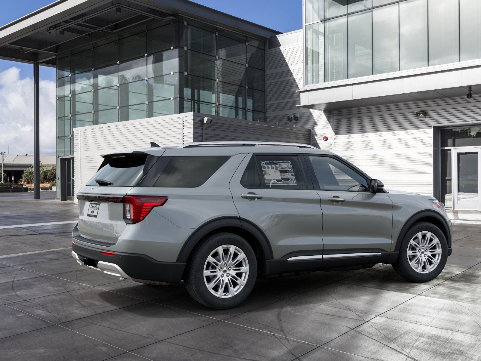 2027 Ford Explorer Platinum(TM)