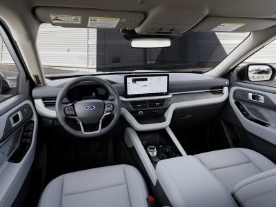 2027 Ford Explorer Platinum(TM)