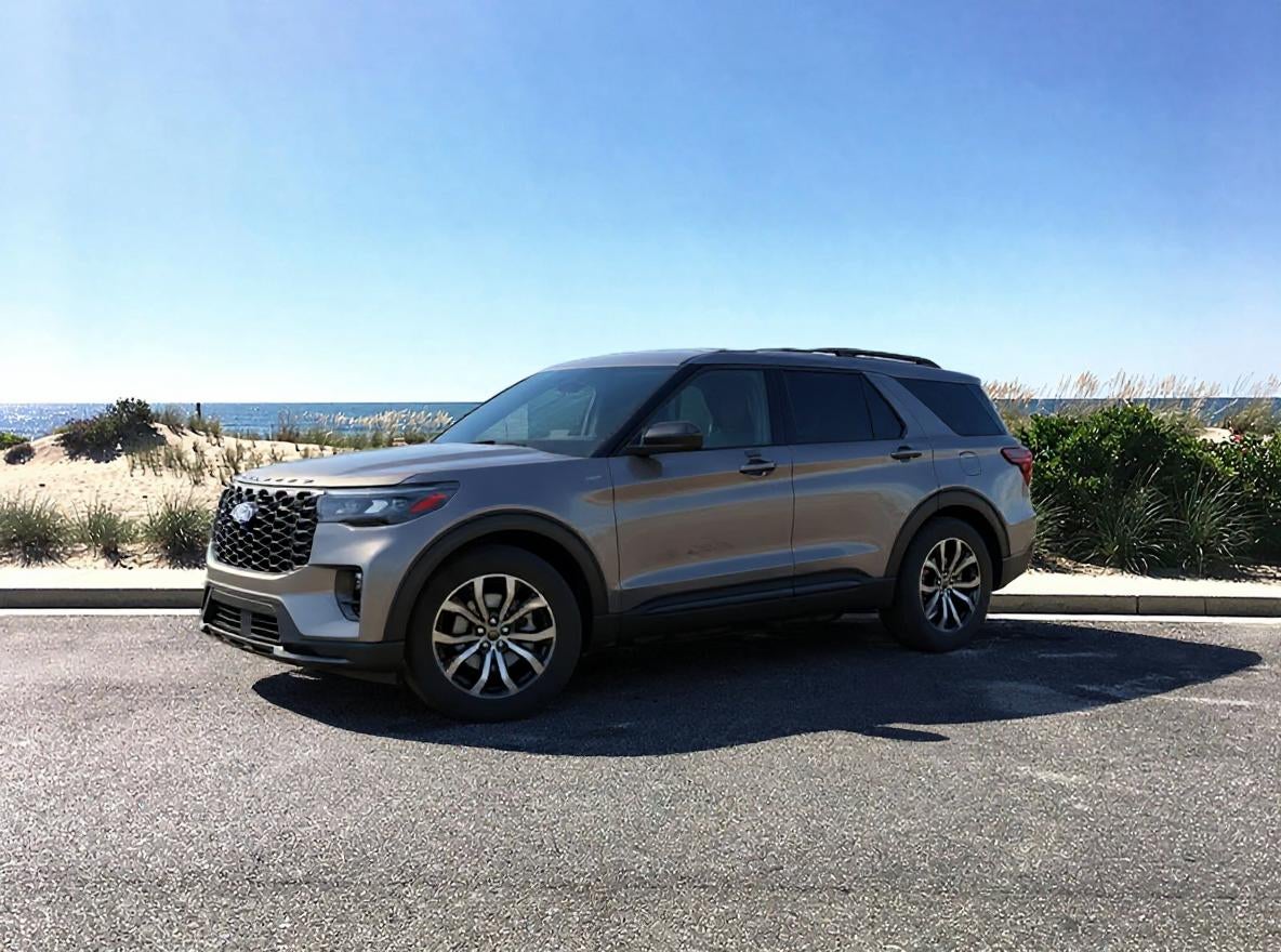 2027 Ford Explorer ST-Line
