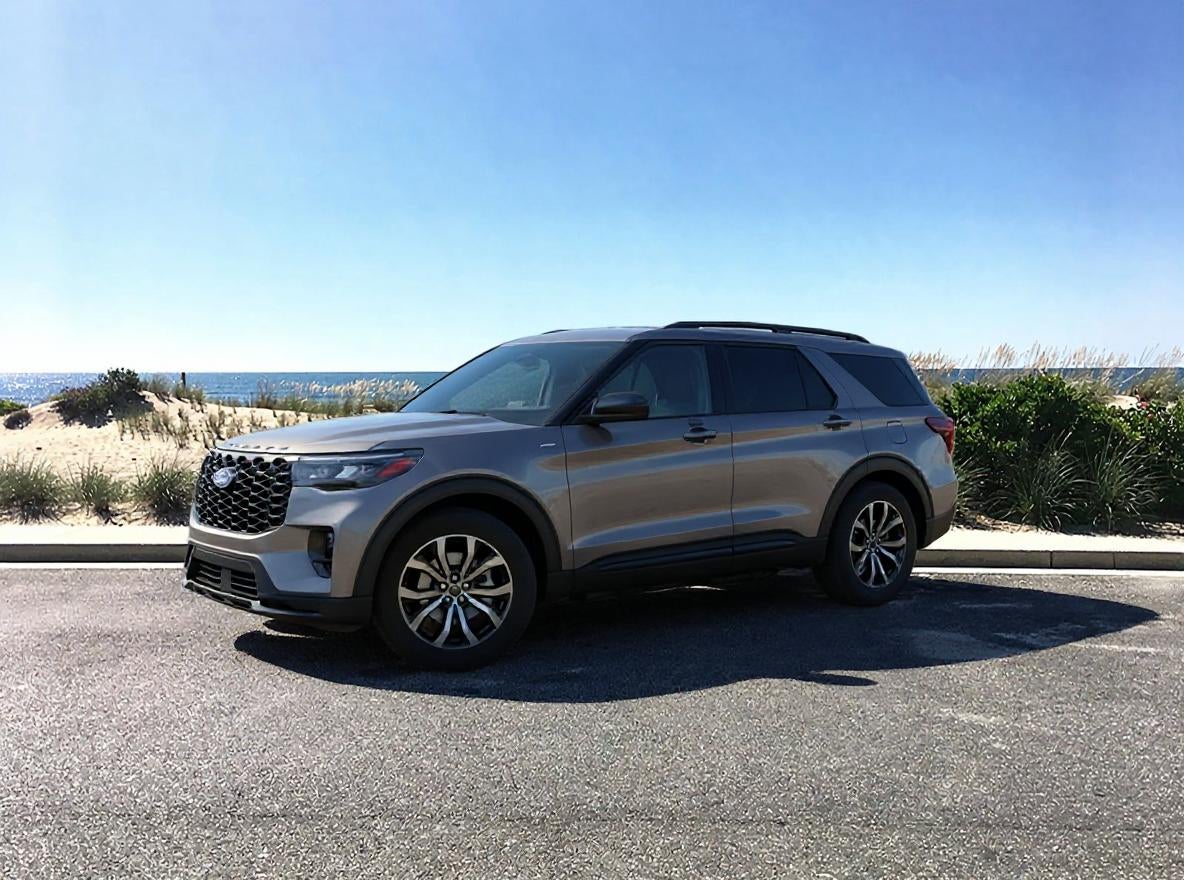 2027 Ford Explorer ST-Line