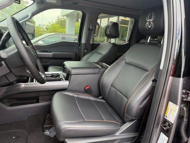 2025 Ford Super Duty F-250® Lariat®