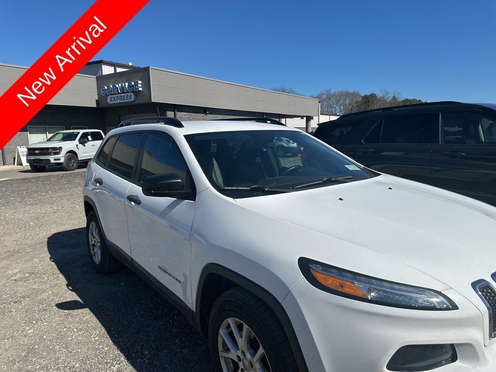 2016 Jeep Cherokee Sport