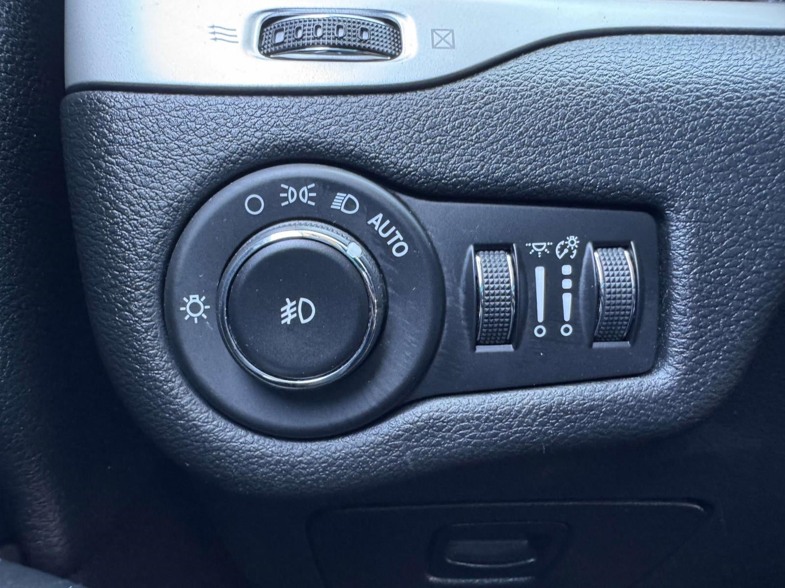 2018 Jeep Cherokee Latitude Plus