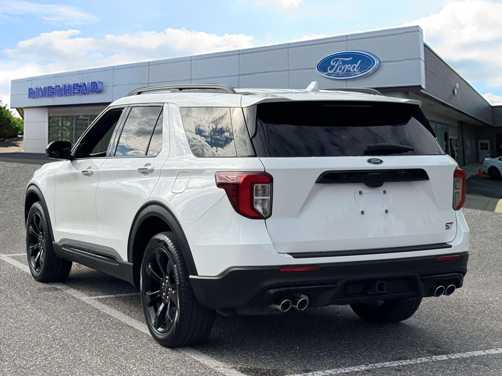 2022 Ford Explorer ST