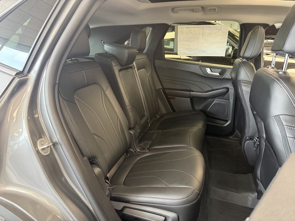 2025 Ford Escape Plug-In Hybrid Base