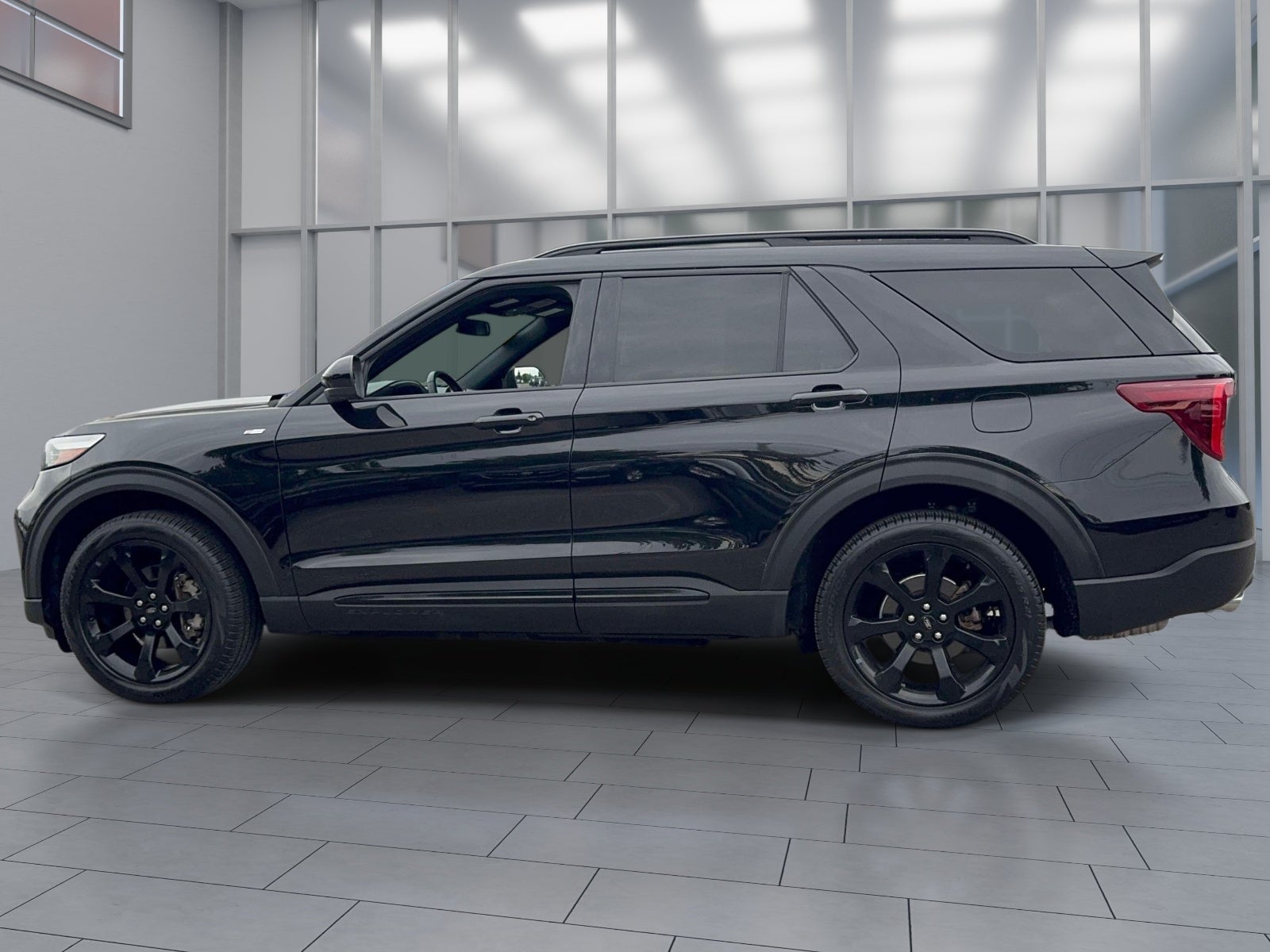 2023 Ford Explorer ST-Line
