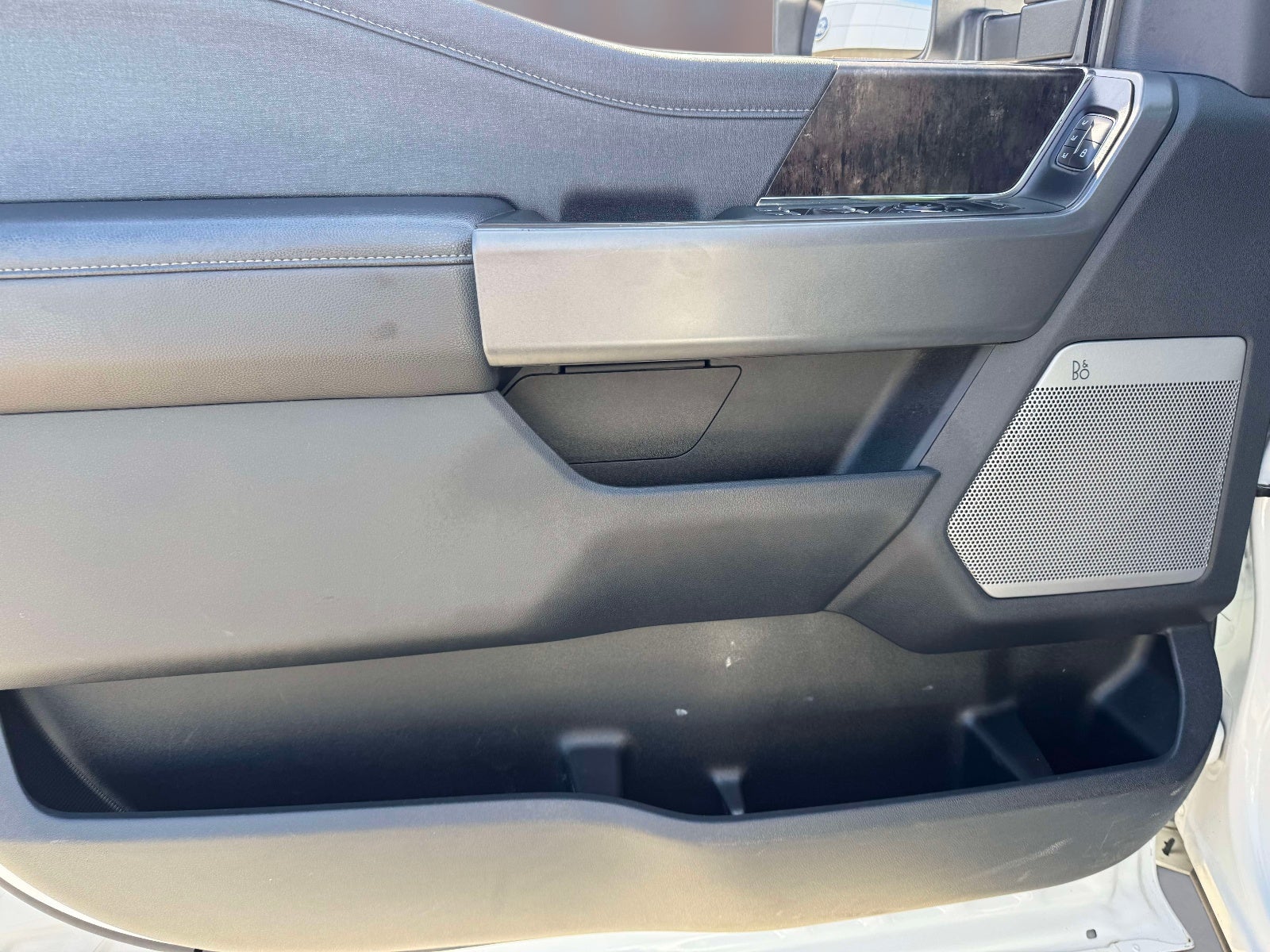 2023 Ford F-350SD Lariat DRW