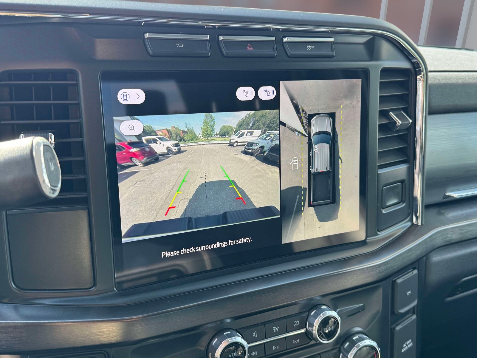 2023 Ford F-350SD Lariat DRW