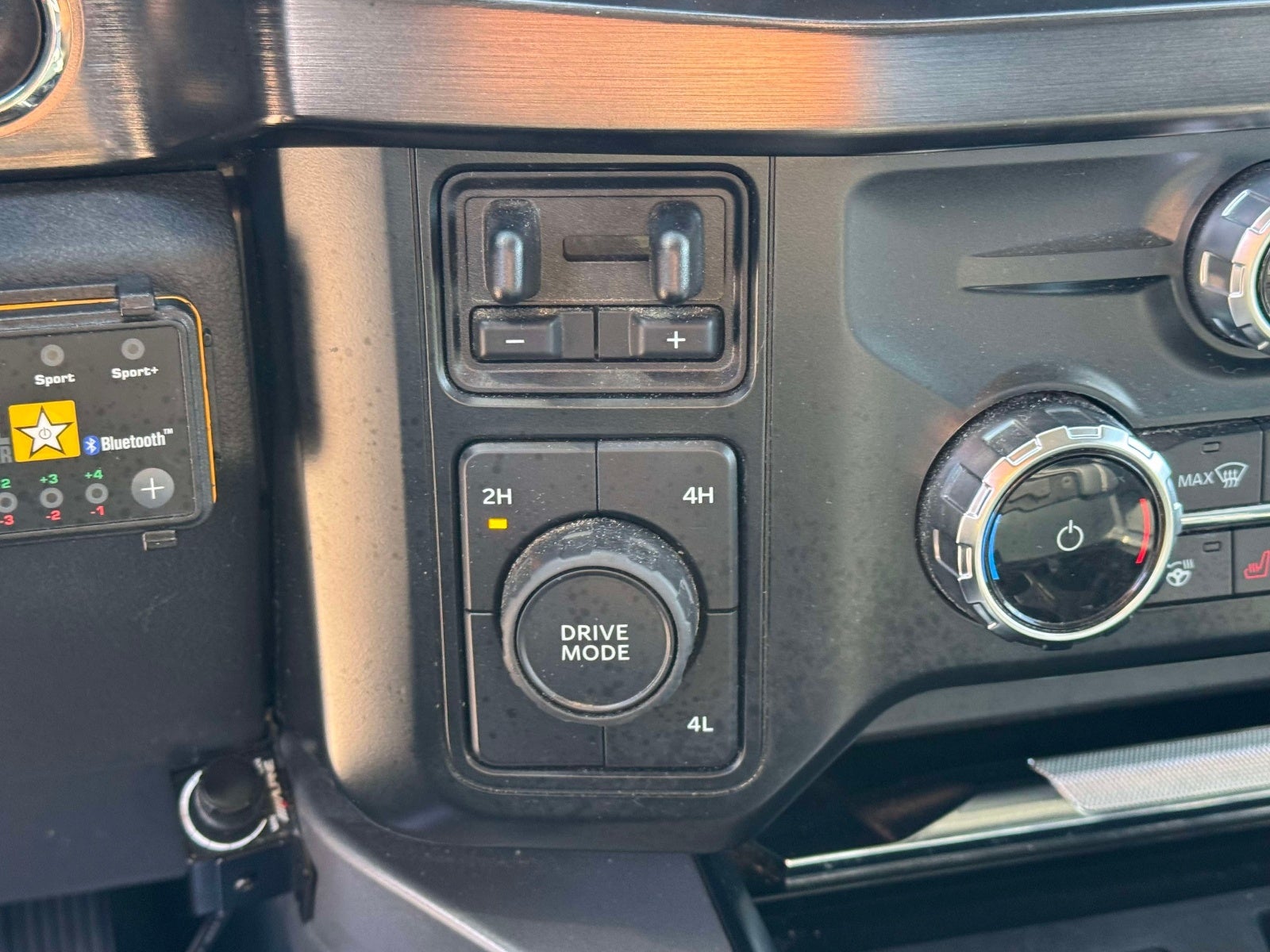 2023 Ford F-350SD Lariat DRW