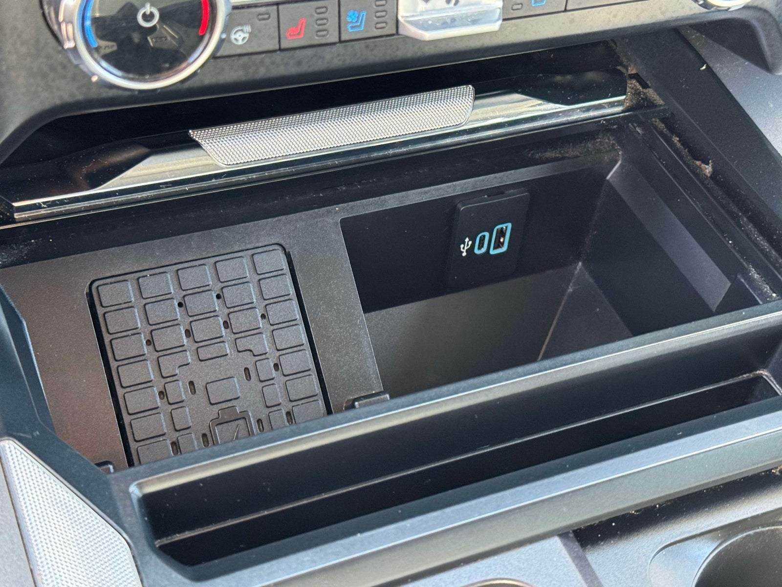 2023 Ford F-350SD Lariat DRW