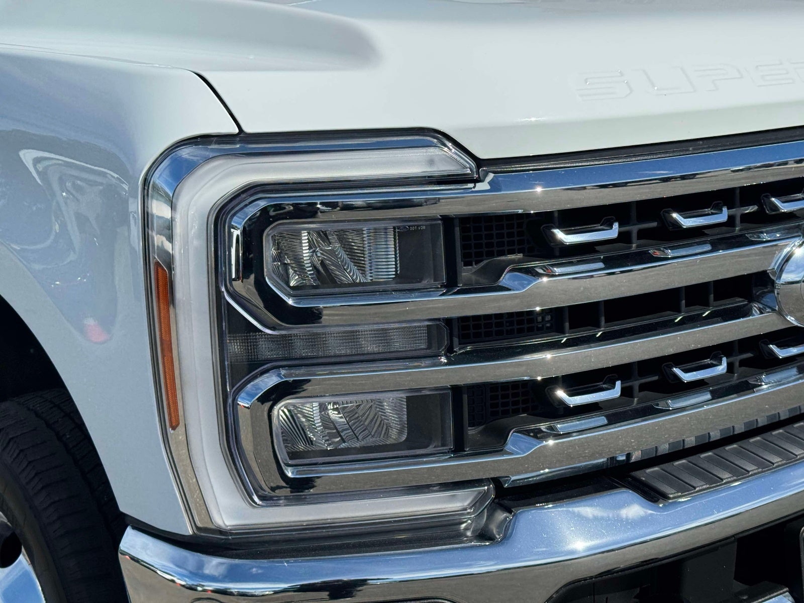2023 Ford F-350SD Lariat DRW