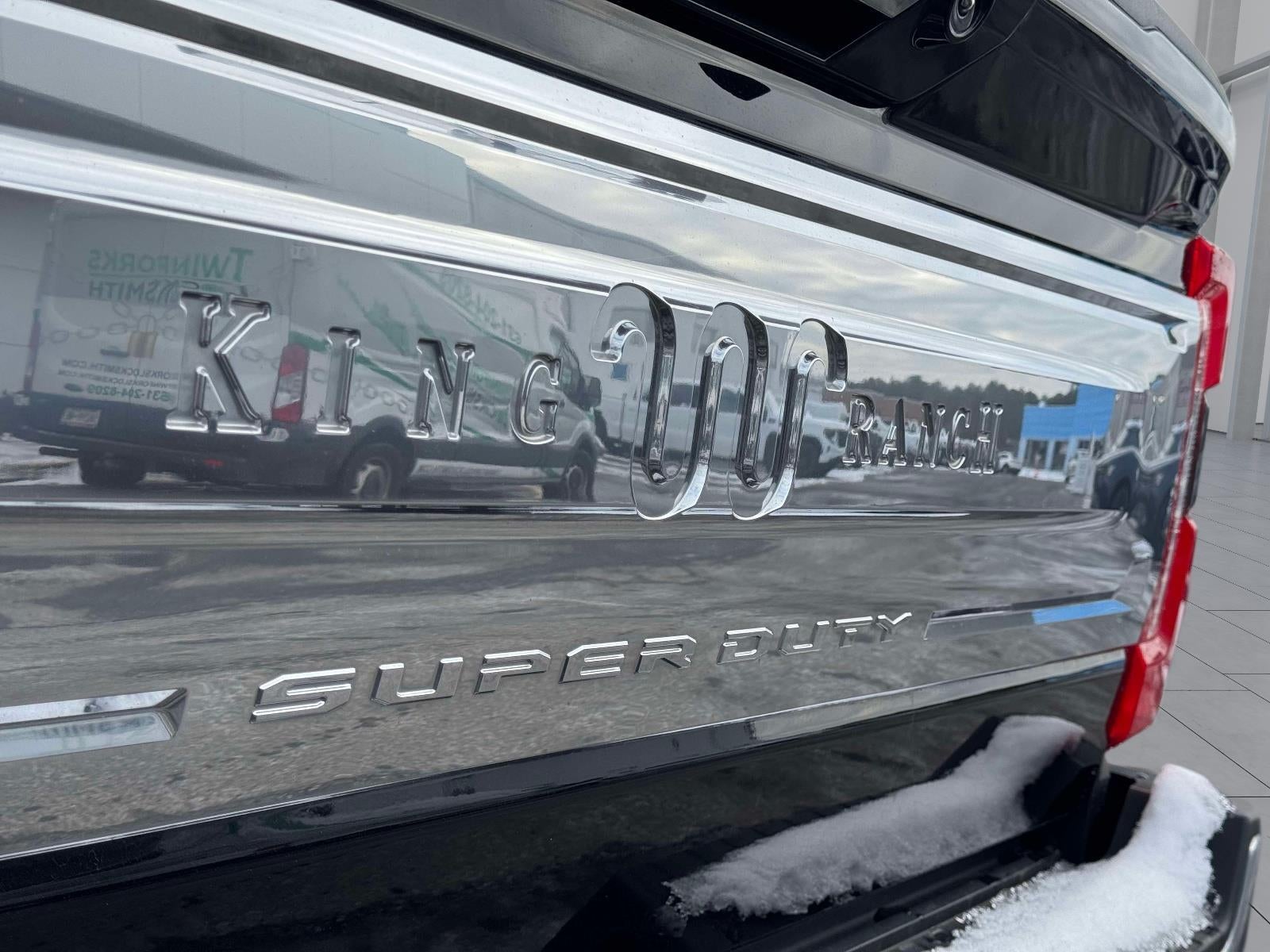 2023 Ford F-450SD King Ranch DRW