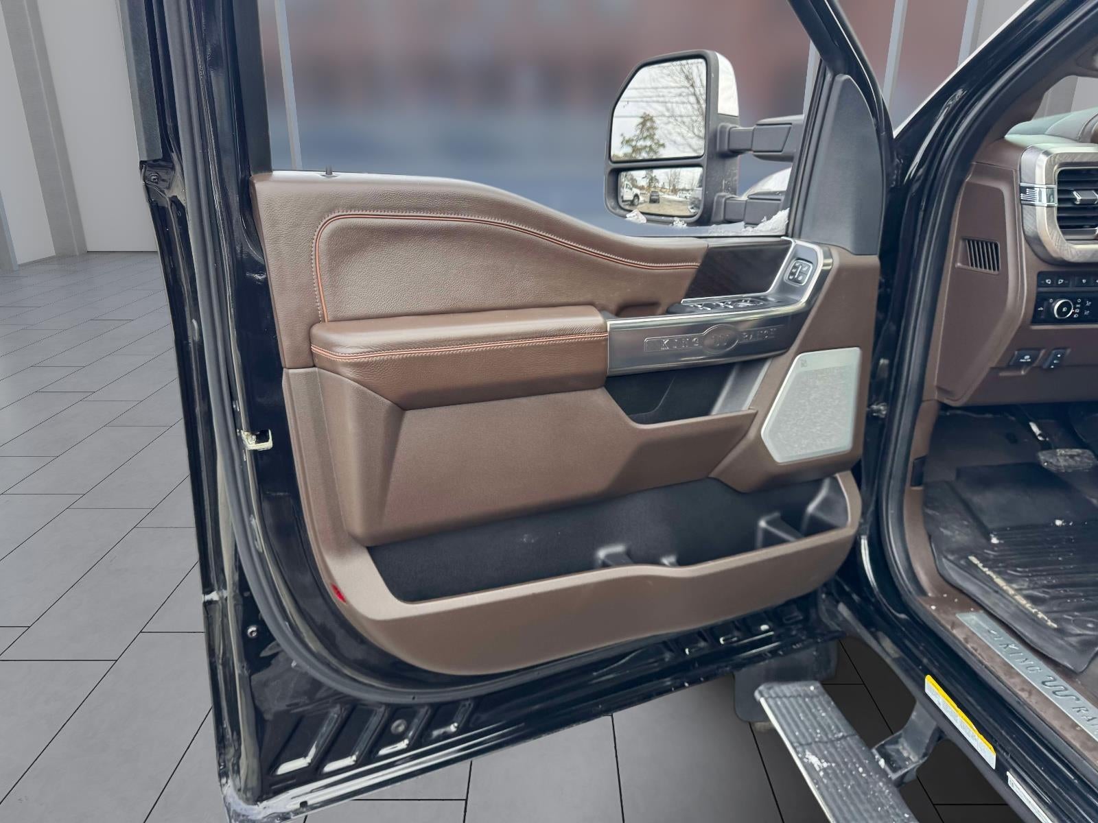 2023 Ford F-450SD King Ranch DRW